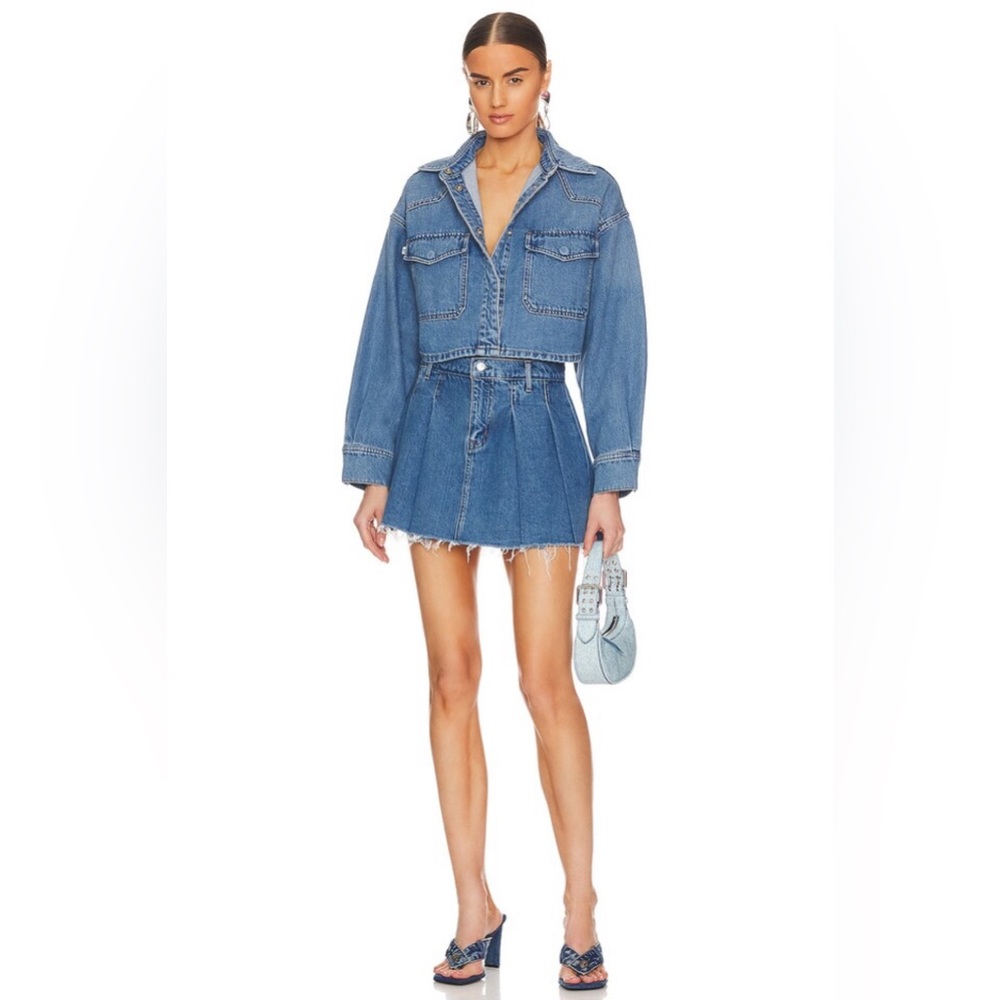 Angel Pleated Micro Mini Skirt in California
Lovers and Friends